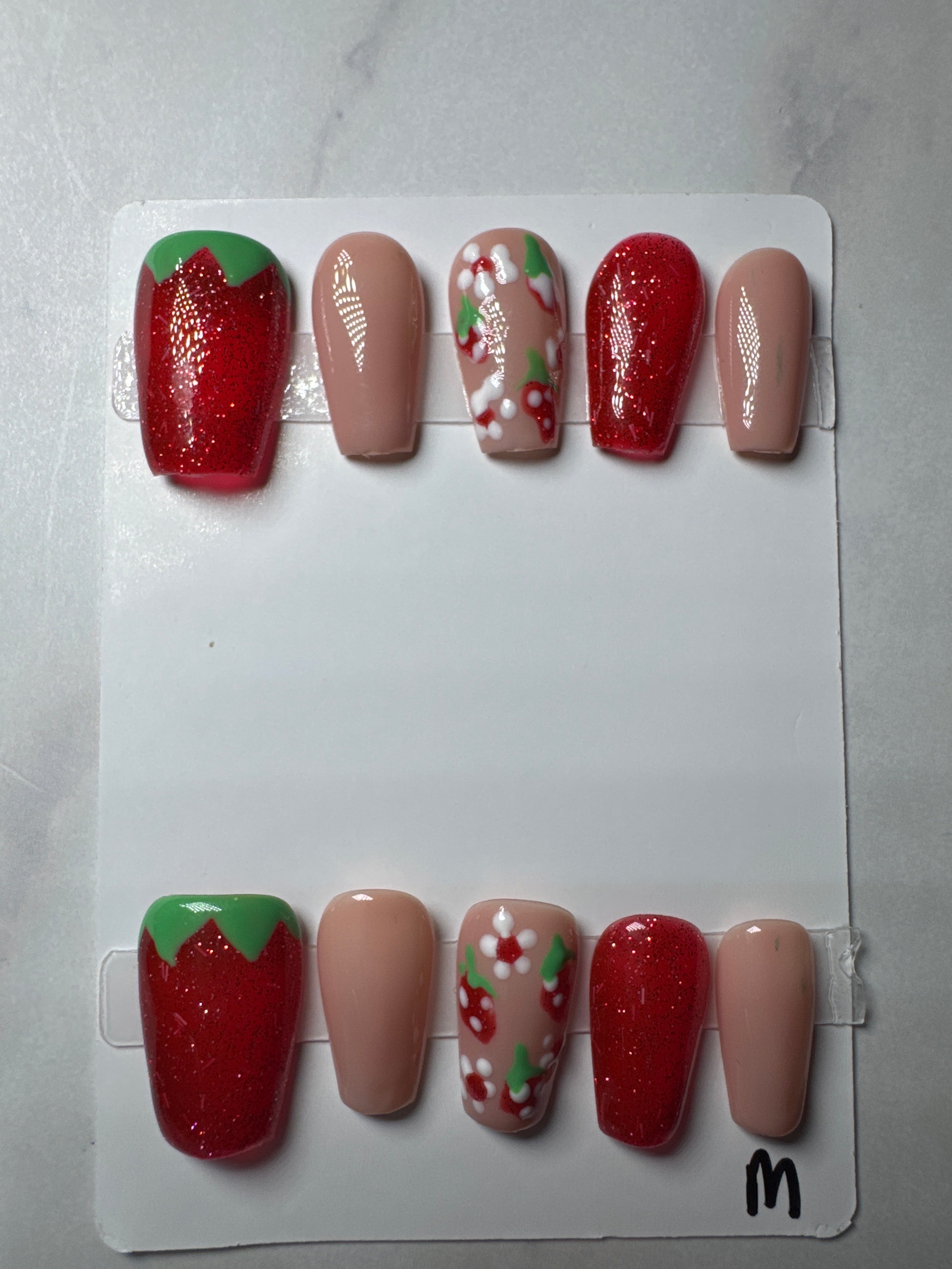 Berry Bliss Luxe 🍓✨