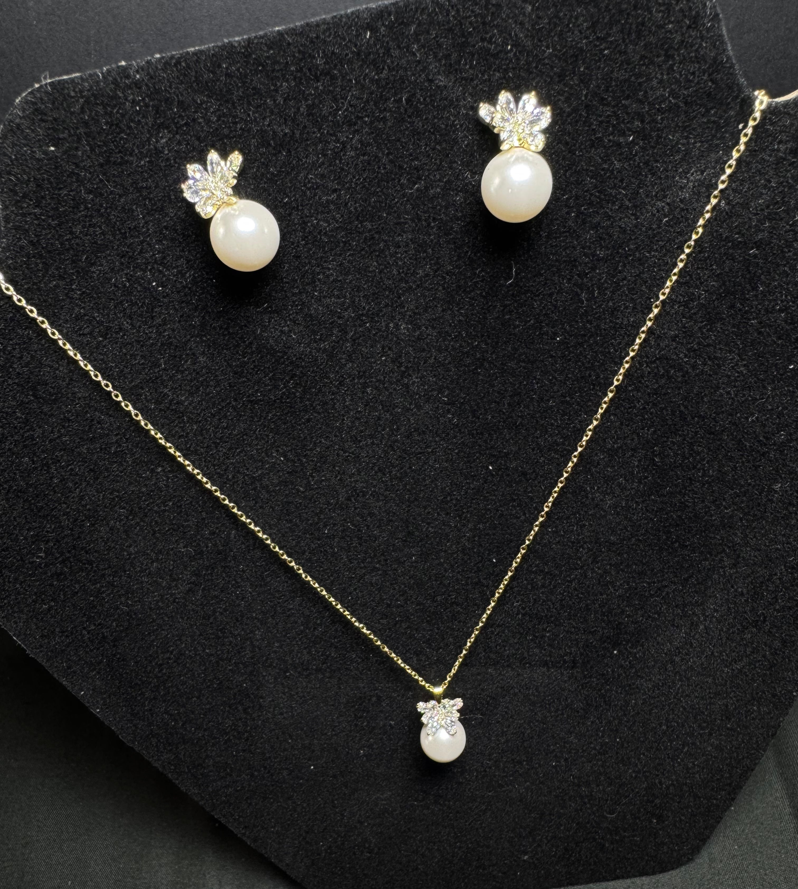 Pearl Bloom Jewelry Set