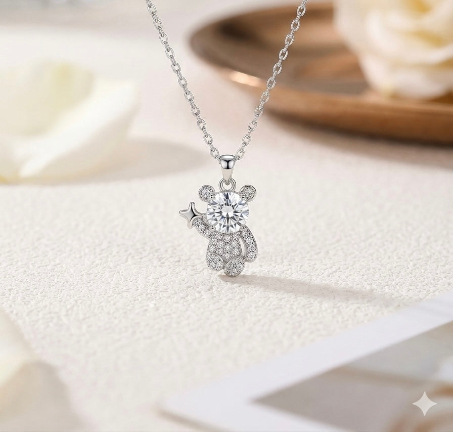 Soft Teddy Sparkle Necklace – Silver