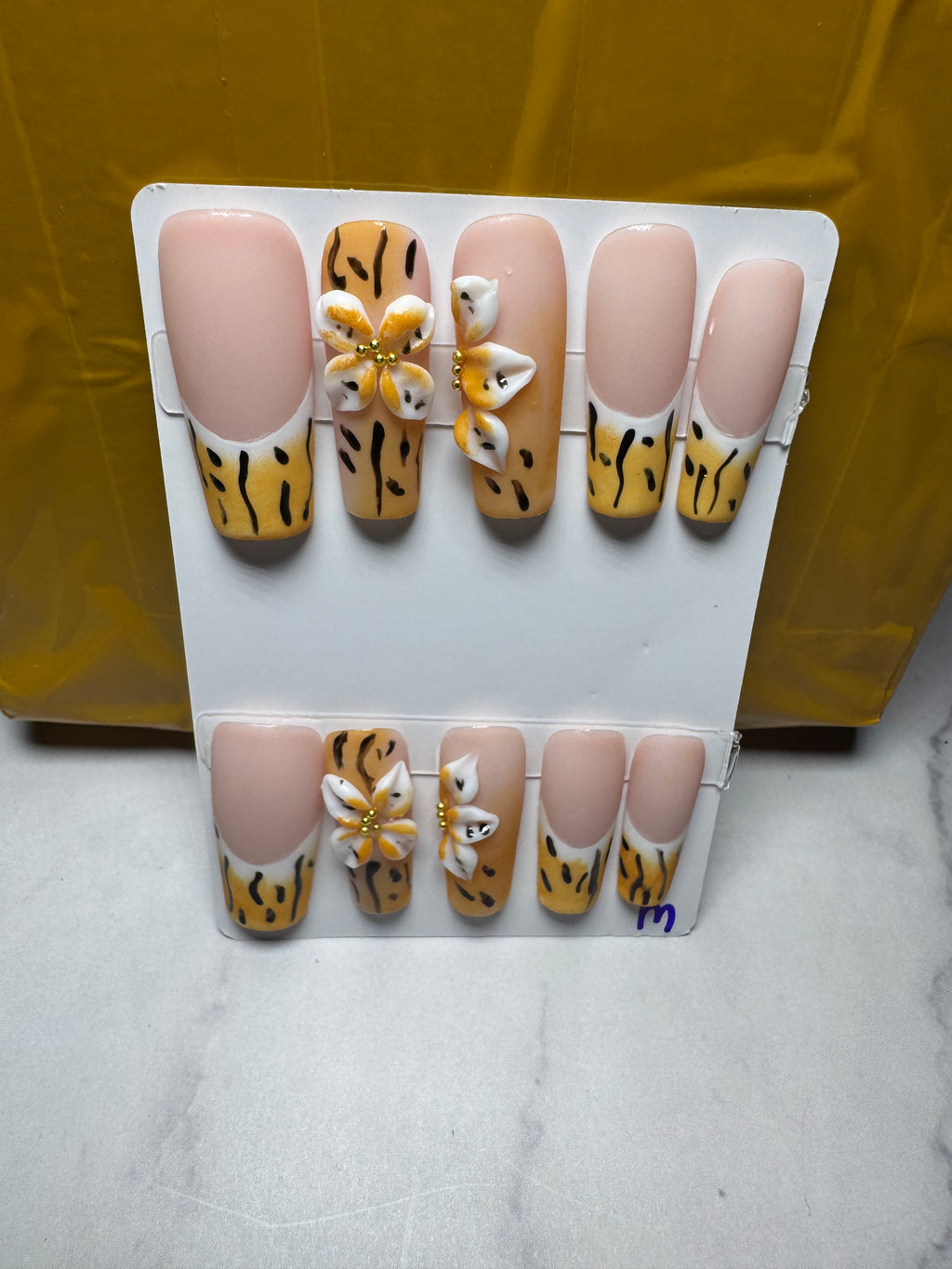Honey Leopard Bloom
