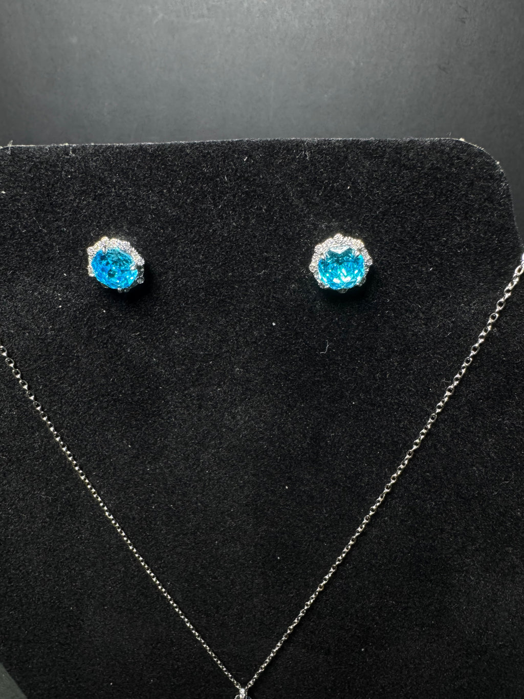 Sapphire Whisper Set