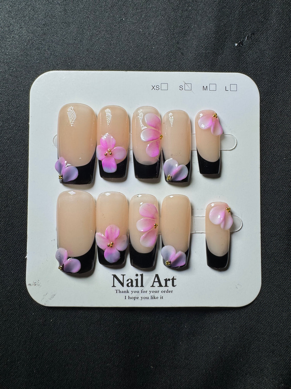 Noir Petal Luxe