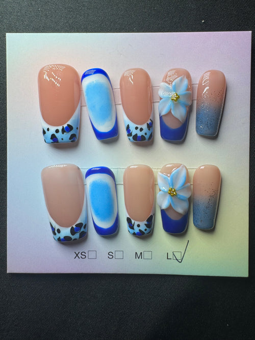 Blue Bloom Luxe