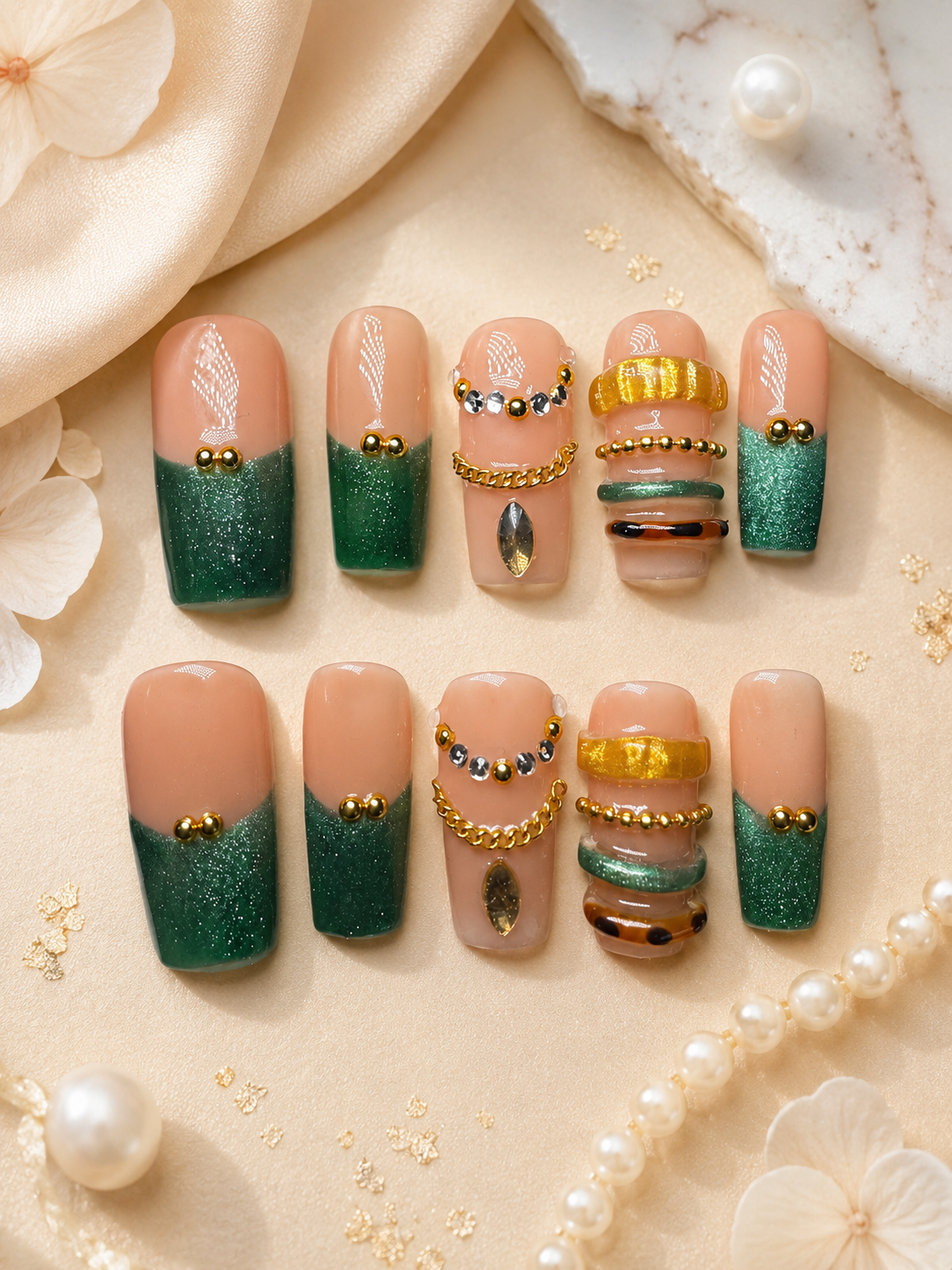 Emerald Muse Luxe