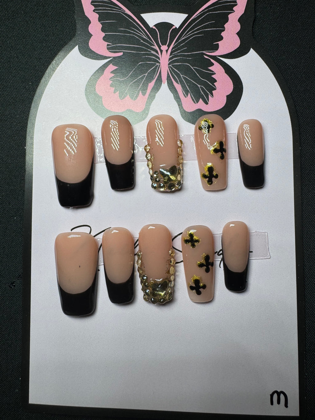 Noir Clover Luxe