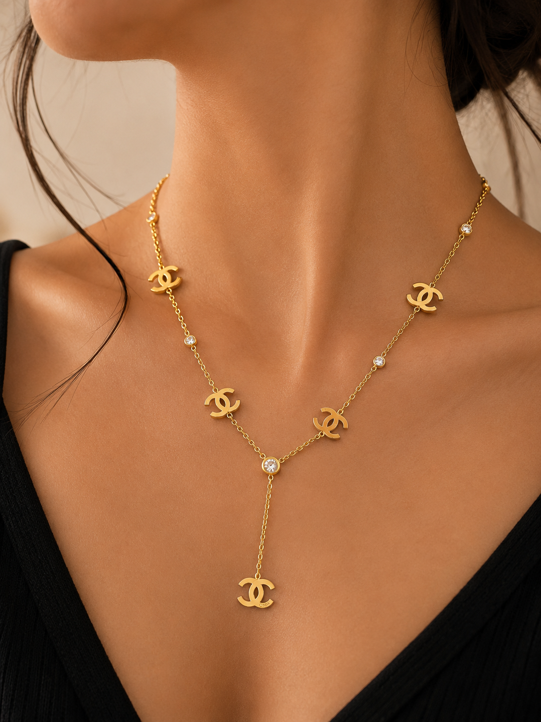 Soft Gold Drip Y Necklace