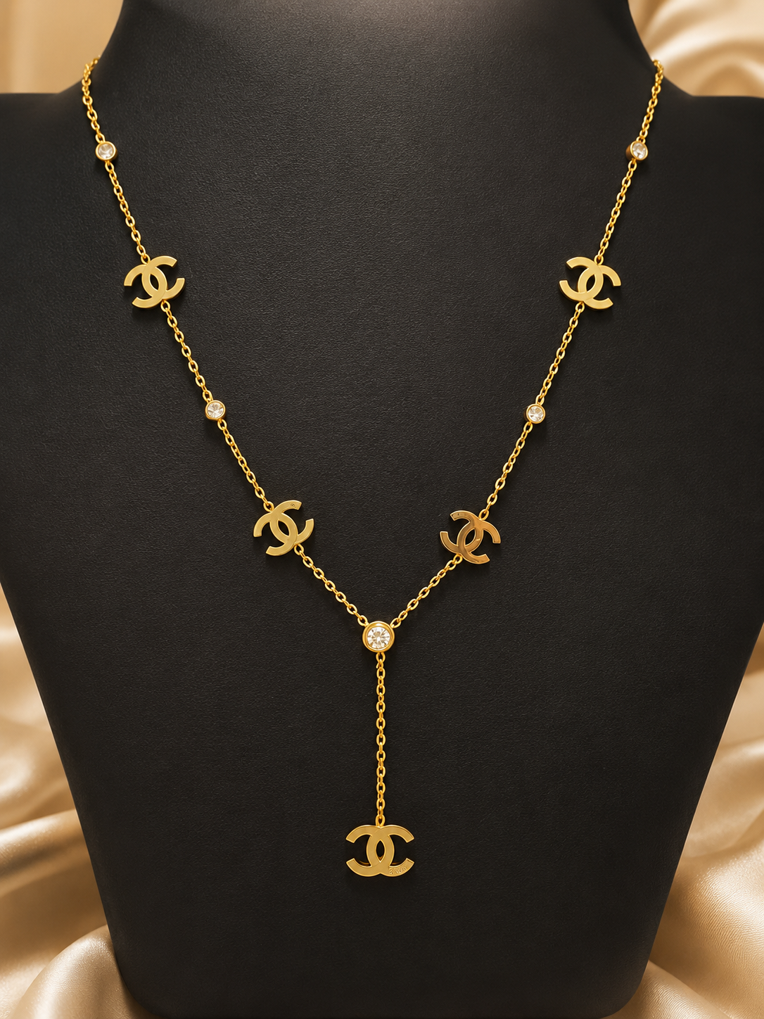 Soft Gold Drip Y Necklace