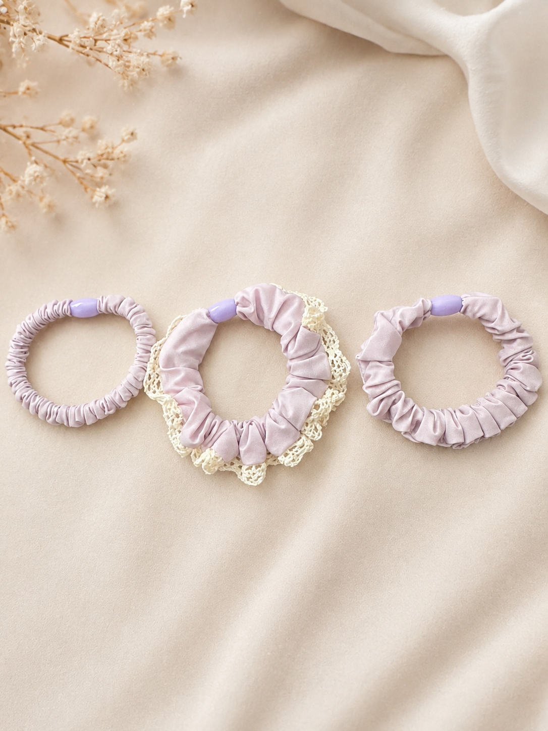 Lace Trim Scrunchie Trio