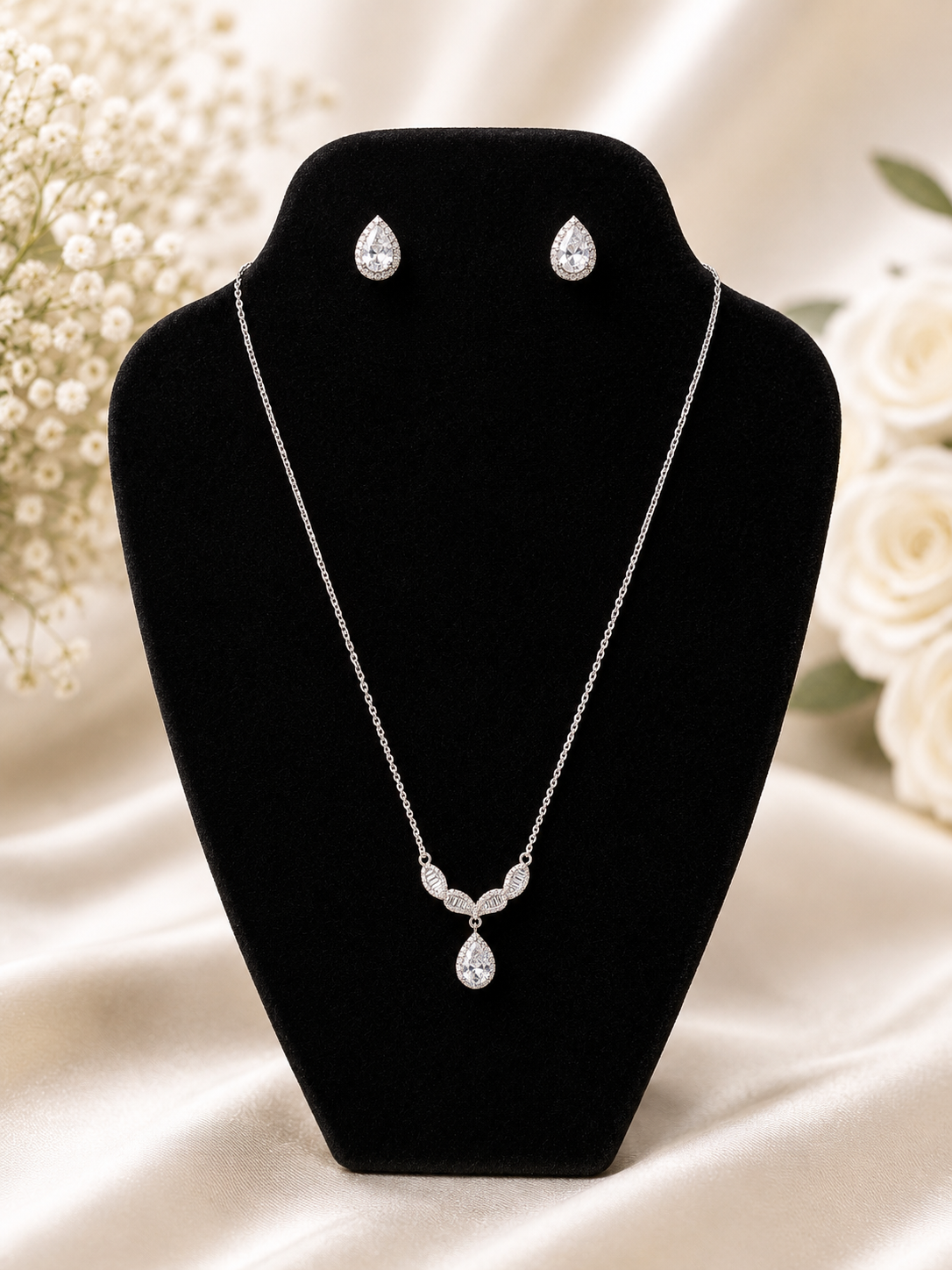 Silver Luxe Teardrop Jewelry Set