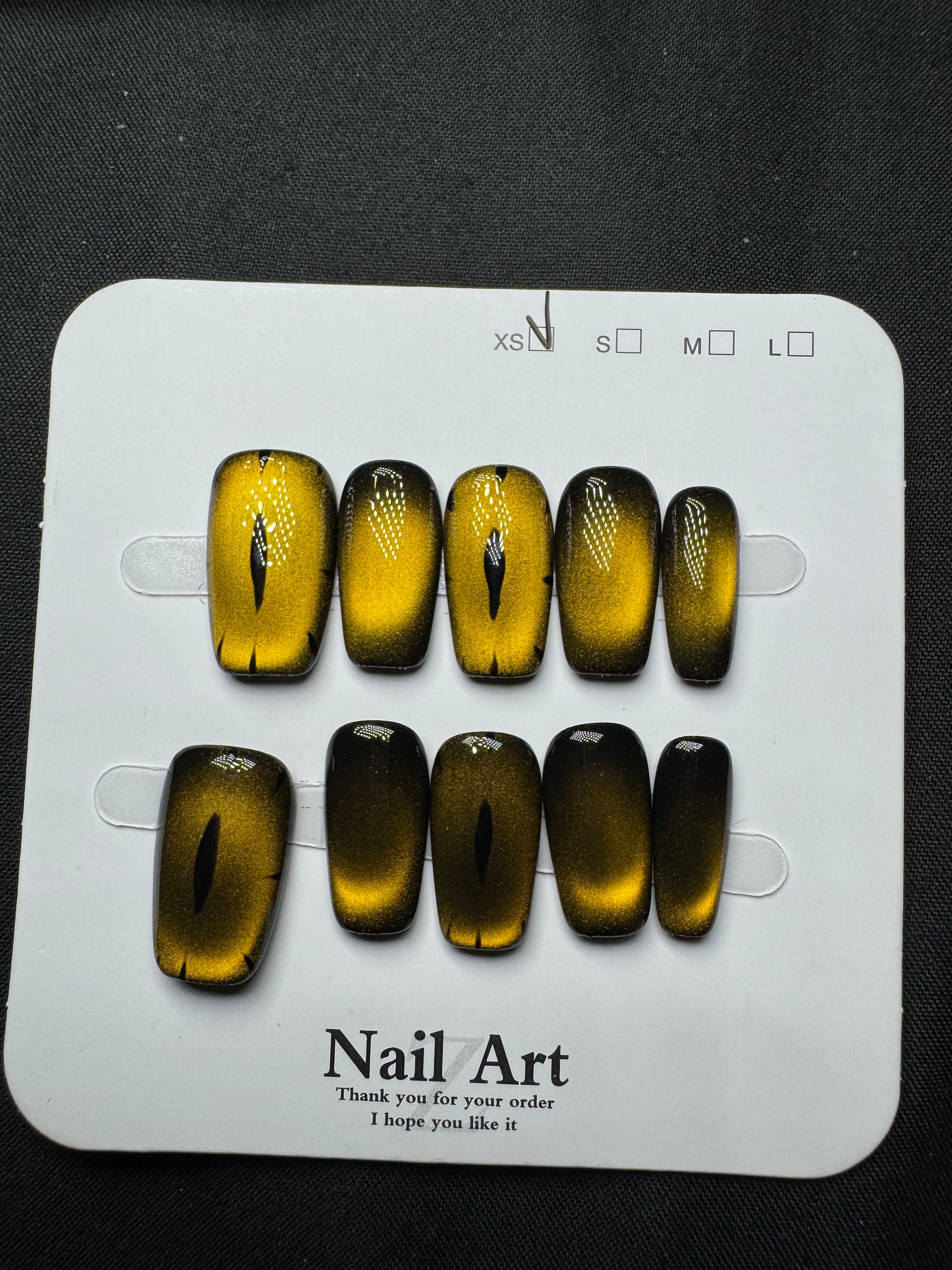 Golden Eclipse Cat Eye Press-On Nails