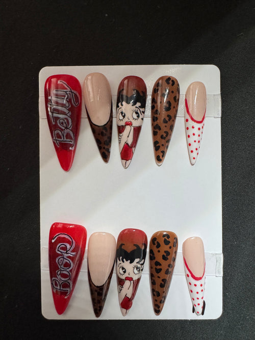 Betty Wild Glam Press-On Nails