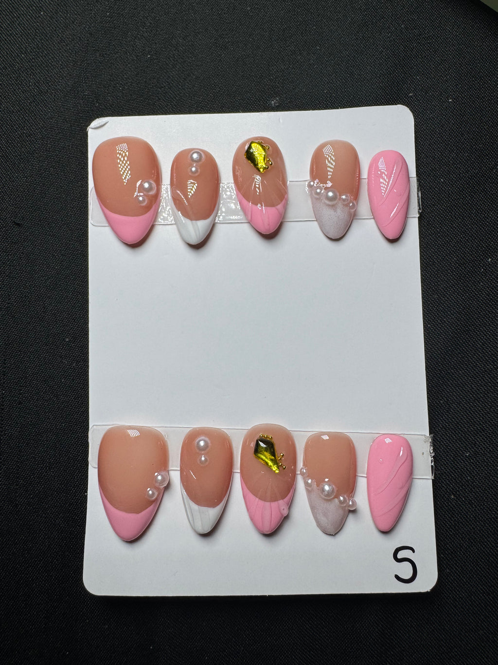 Blush Petal Pearl Press-On Nails