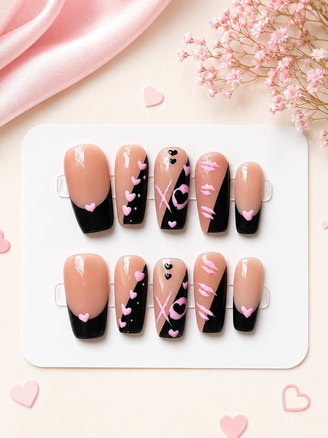 Love Notes Noir Press-On Nails