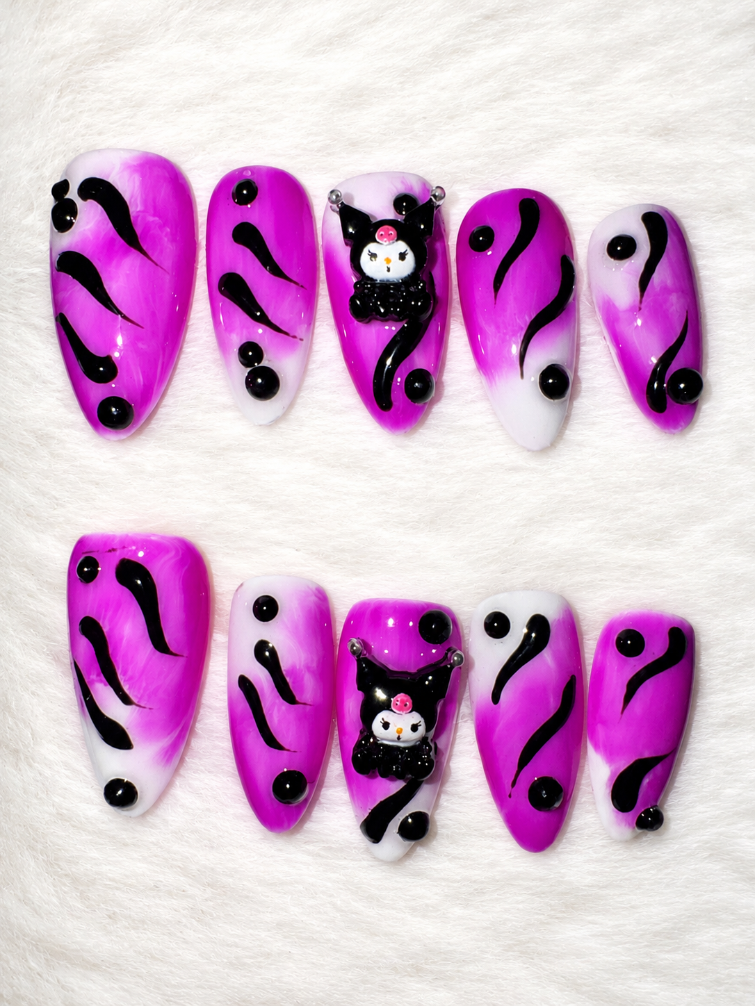 Kuku Chaos Press-On Nails