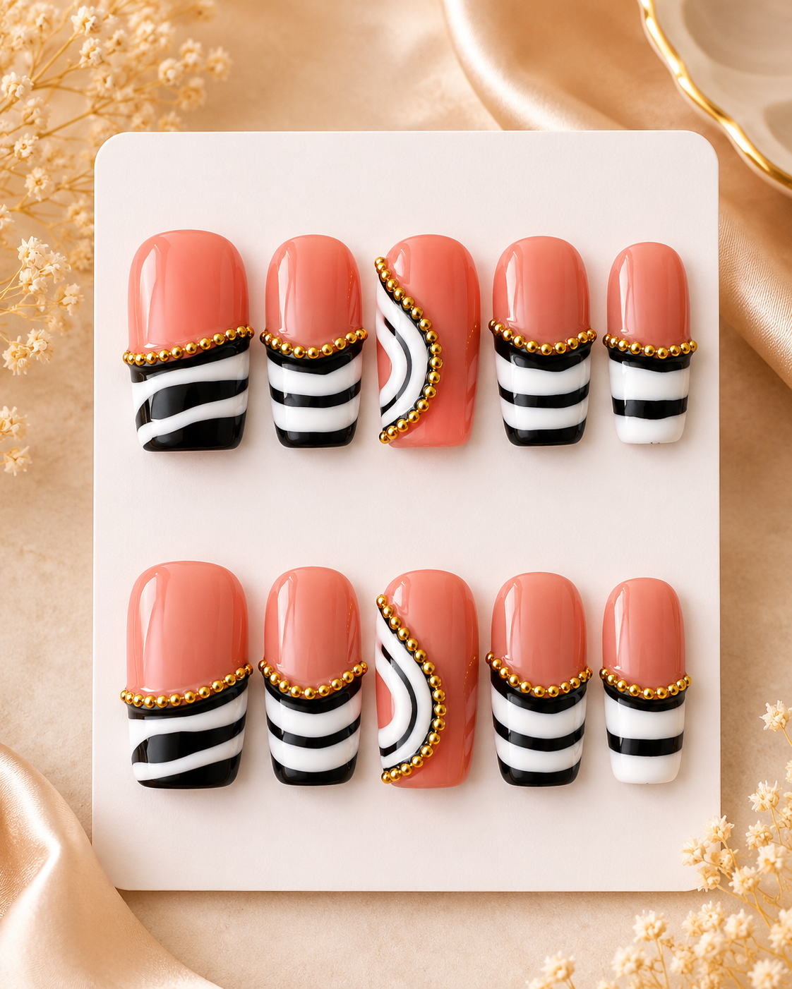 Mod Muse Press-On Nails