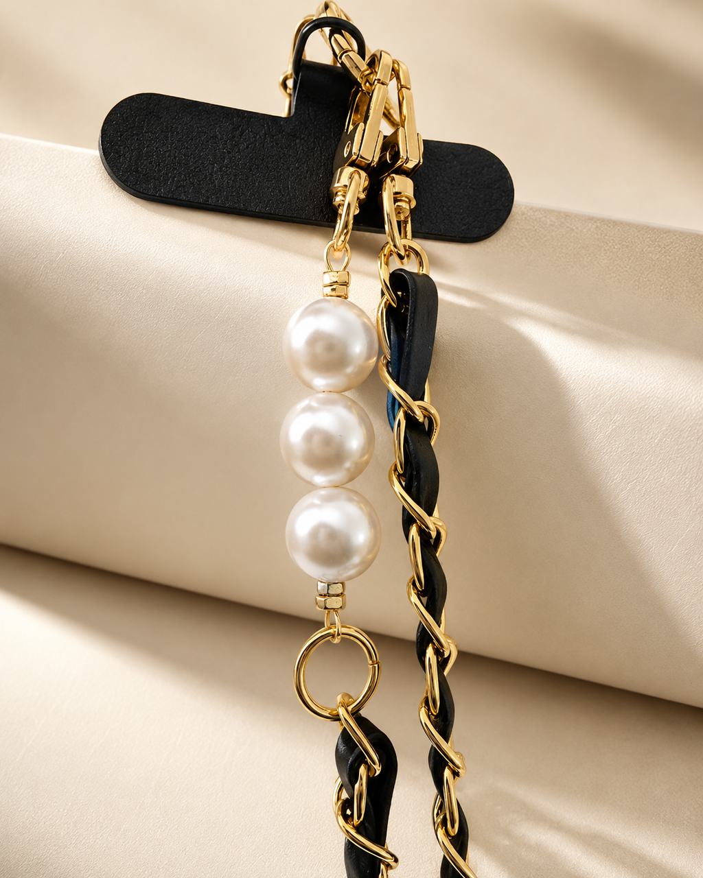 Black Pearl Luxe Chain Strap