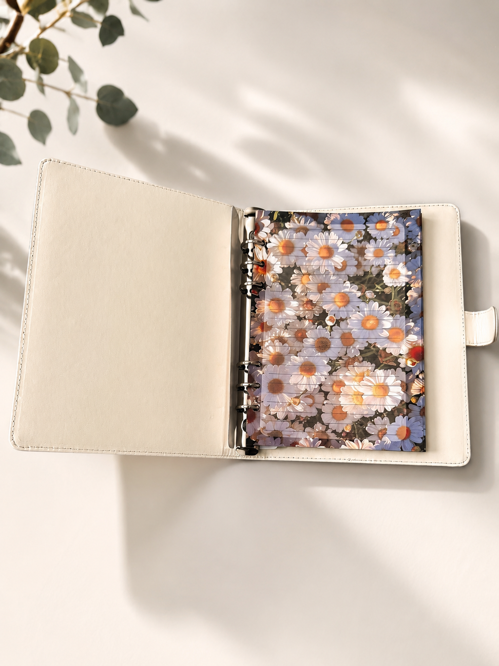 Open A5 binder with silver rings and 60 floral paper sheets