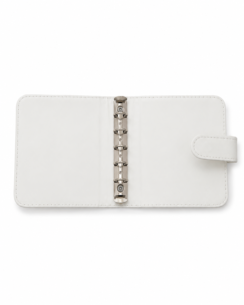 M6 binder white interior and six ring mechanism